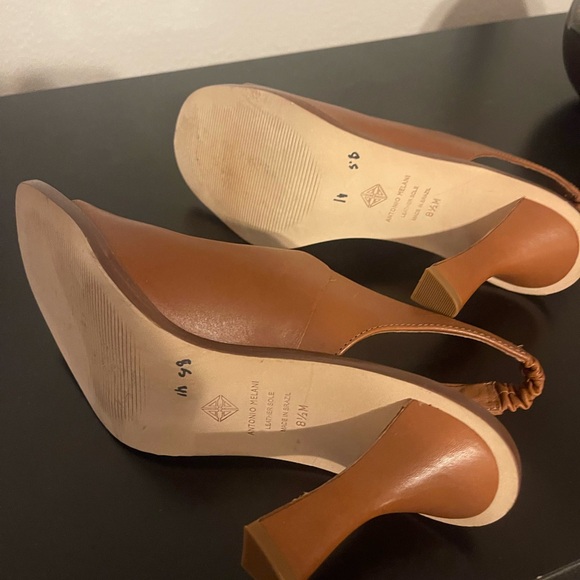 ANTONIO MELANIRetail$110 (Brand New) Alexxa Leather Slingback Peep Toe Sandals - Picture 5 of 6